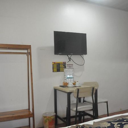 A&A Plaza Hotel Puerto Princesa Extérieur photo