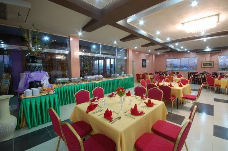 A&A Plaza Hotel Puerto Princesa Extérieur photo