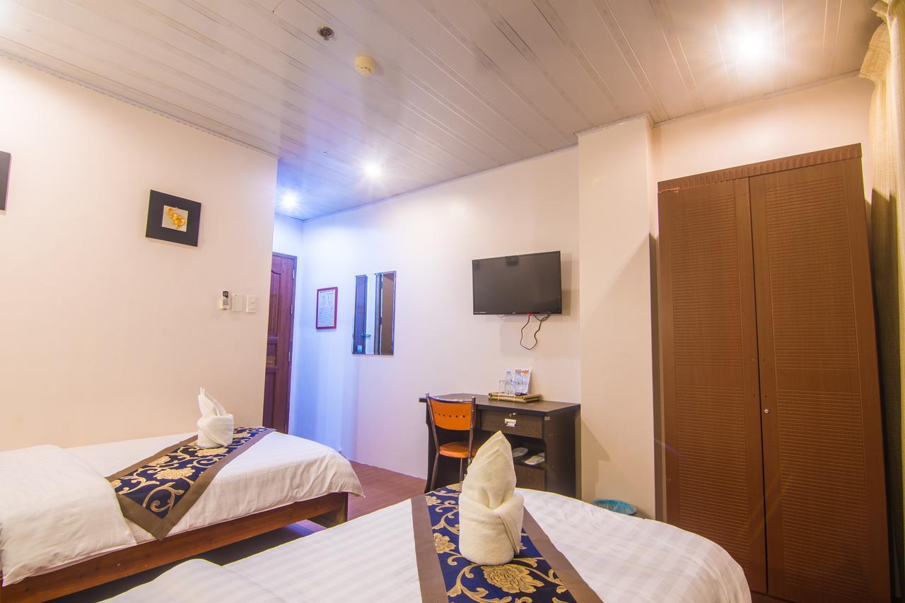 A&A Plaza Hotel Puerto Princesa Extérieur photo